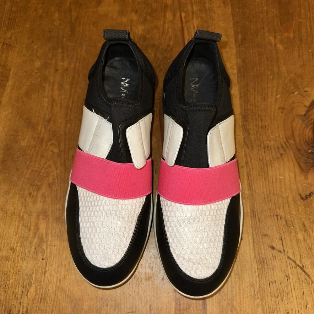 Neiman Marcus Women's Athletic Slip On Shoes Sneaker Hot Pink Black  Sz 40(9.5)